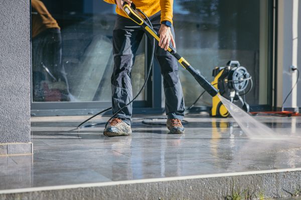 Concrete Cleaning in Waterloo