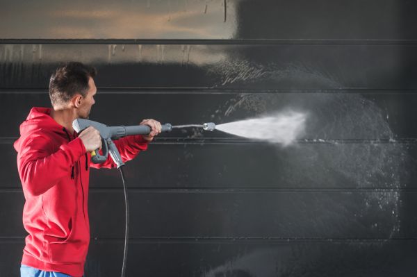 Exterior Washing in Waterloo