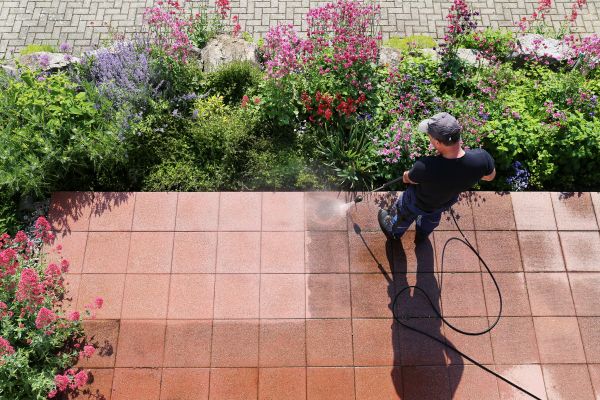 Patio Power Washing in Waterloo