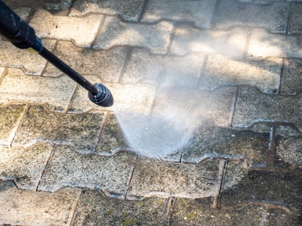 Paver Pressure Washing in Waterloo
