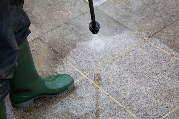 Industrial Pressure Cleaning in Waterloo