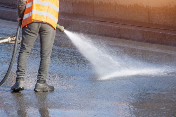 Asphalt Pressure Washing in Waterloo