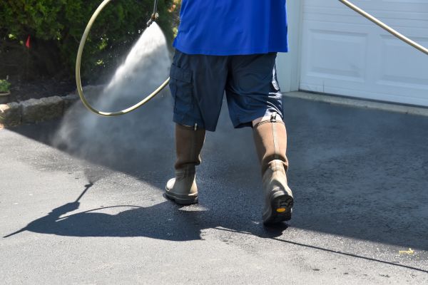 Asphalt Driveway Cleaning in Waterloo