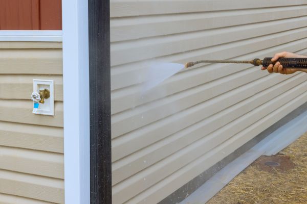Townhouse Exterior Cleaning in Waterloo