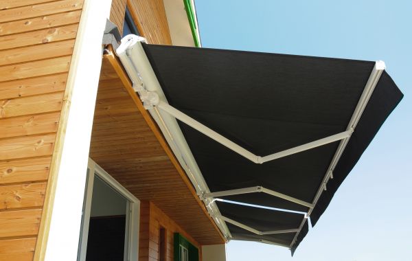 Deck Awning Cleaning in Waterloo