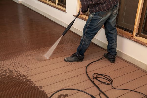 Veranda Cleaning in Waterloo